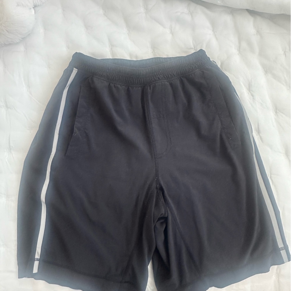 Pacebreaker lined short with reflective strip